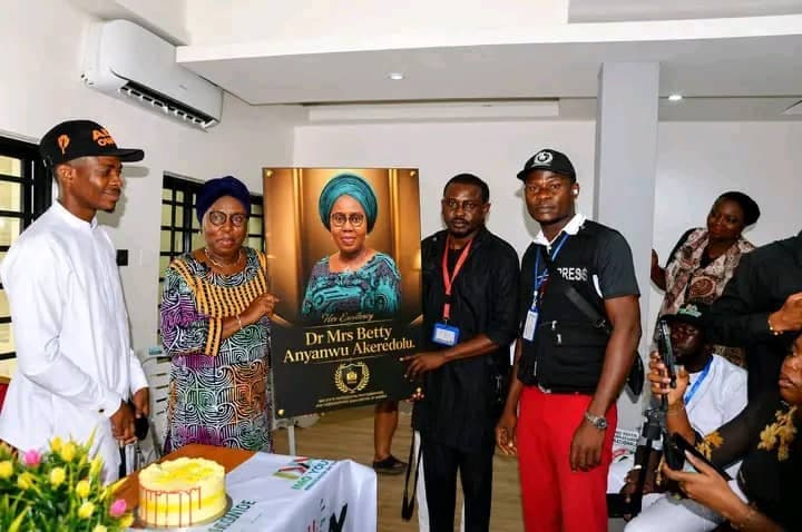 ISPPAN Pays Birthday Courtesy Visit to Dr. Betty Anyanwu-Akeredolu, Extends World Photography Day 2026 Invitation